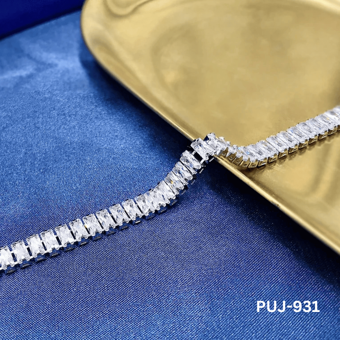 PUJ-931 - Silver Sparkling - Bracelet - BSM WHOLESALE