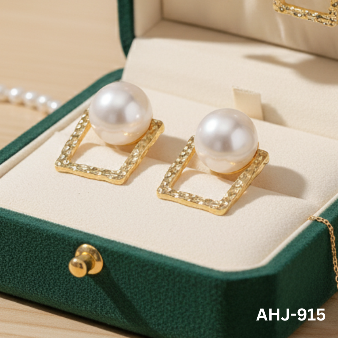 AHJ-915 - Golden Square Shape - Earrings - BSM WHOLESALE