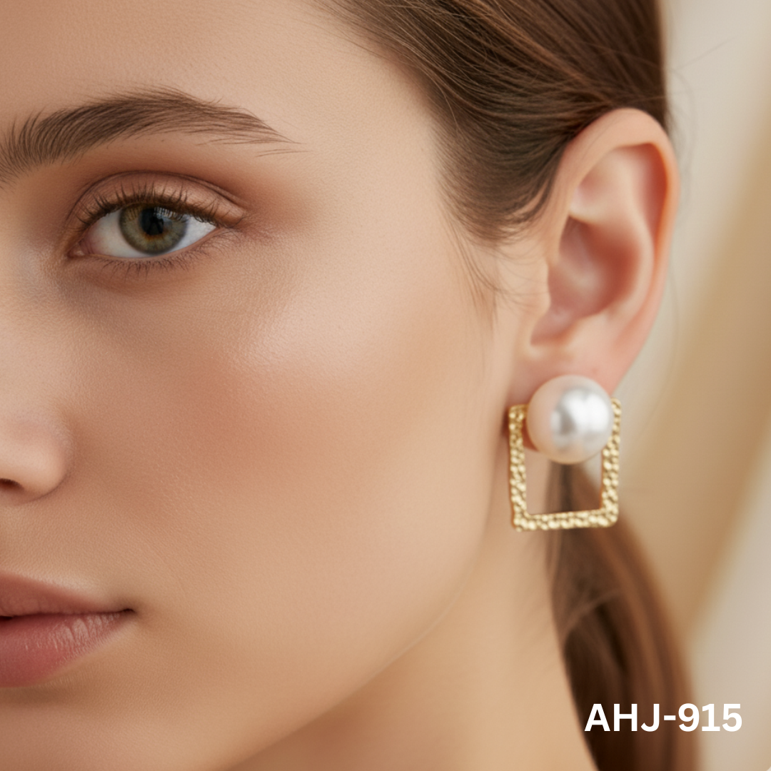 AHJ-915 - Golden Square Shape - Earrings - BSM WHOLESALE