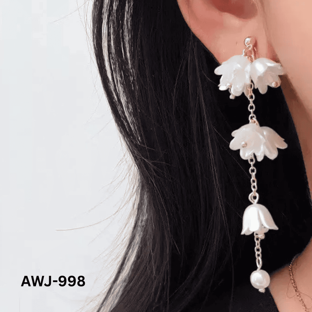 AWJ-998 - White Pearl Flower - Earrings - BSM WHOLESALE