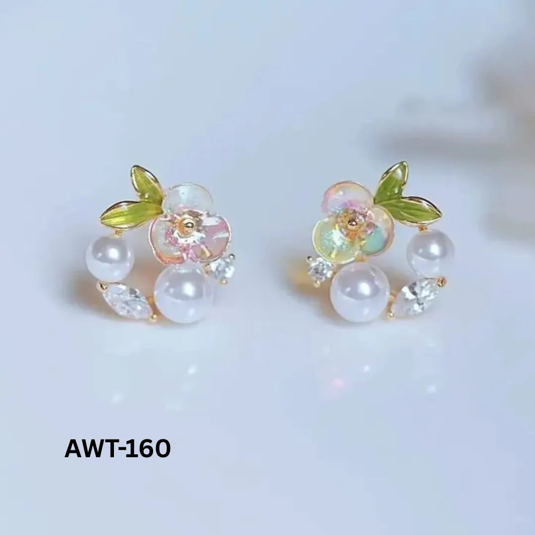 AWT-160 - Leaf Sparkling Pearl - Earrings