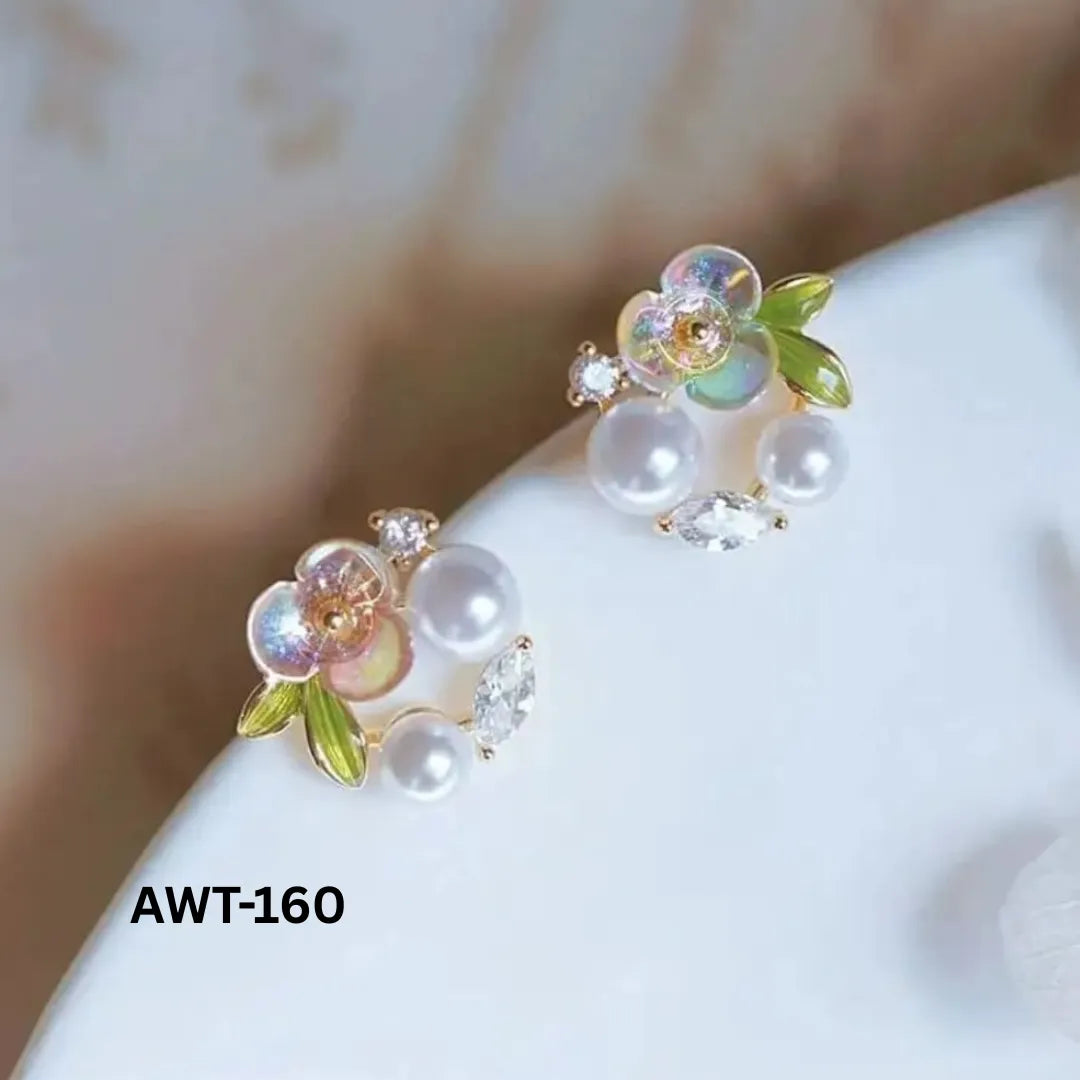 AWT-160 - Leaf Sparkling Pearl - Earrings