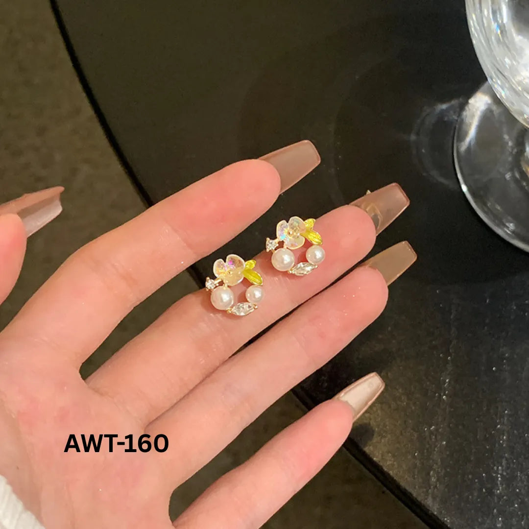 AWT-160 - Leaf Sparkling Pearl - Earrings