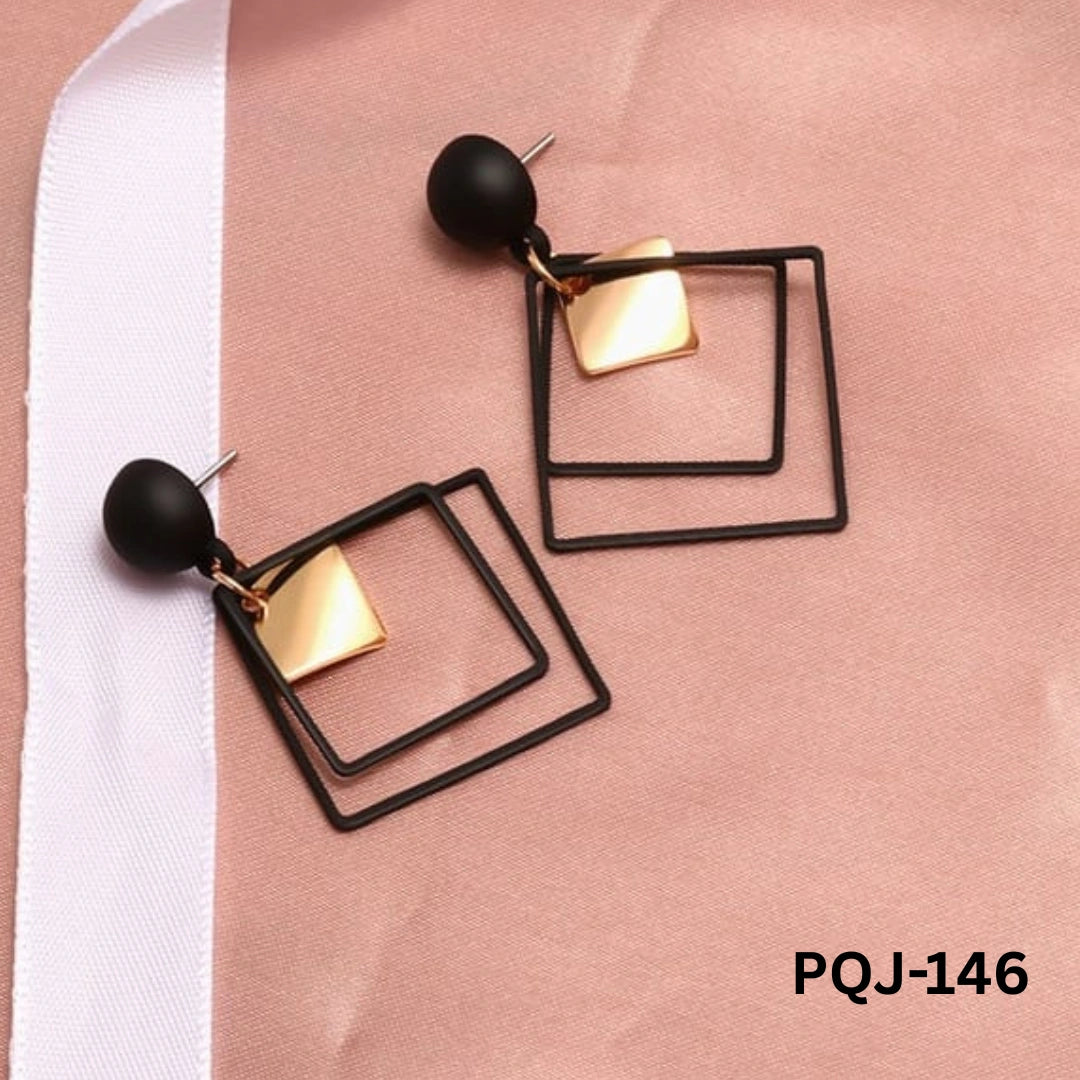 PQJ-146 - Black Square Shape - Earrings