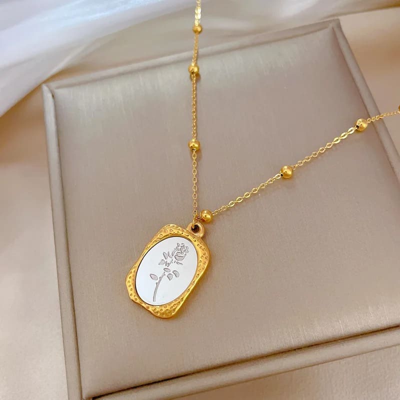 QSJ-938 - Engraved Flower - Necklace - BSM WHOLESALE