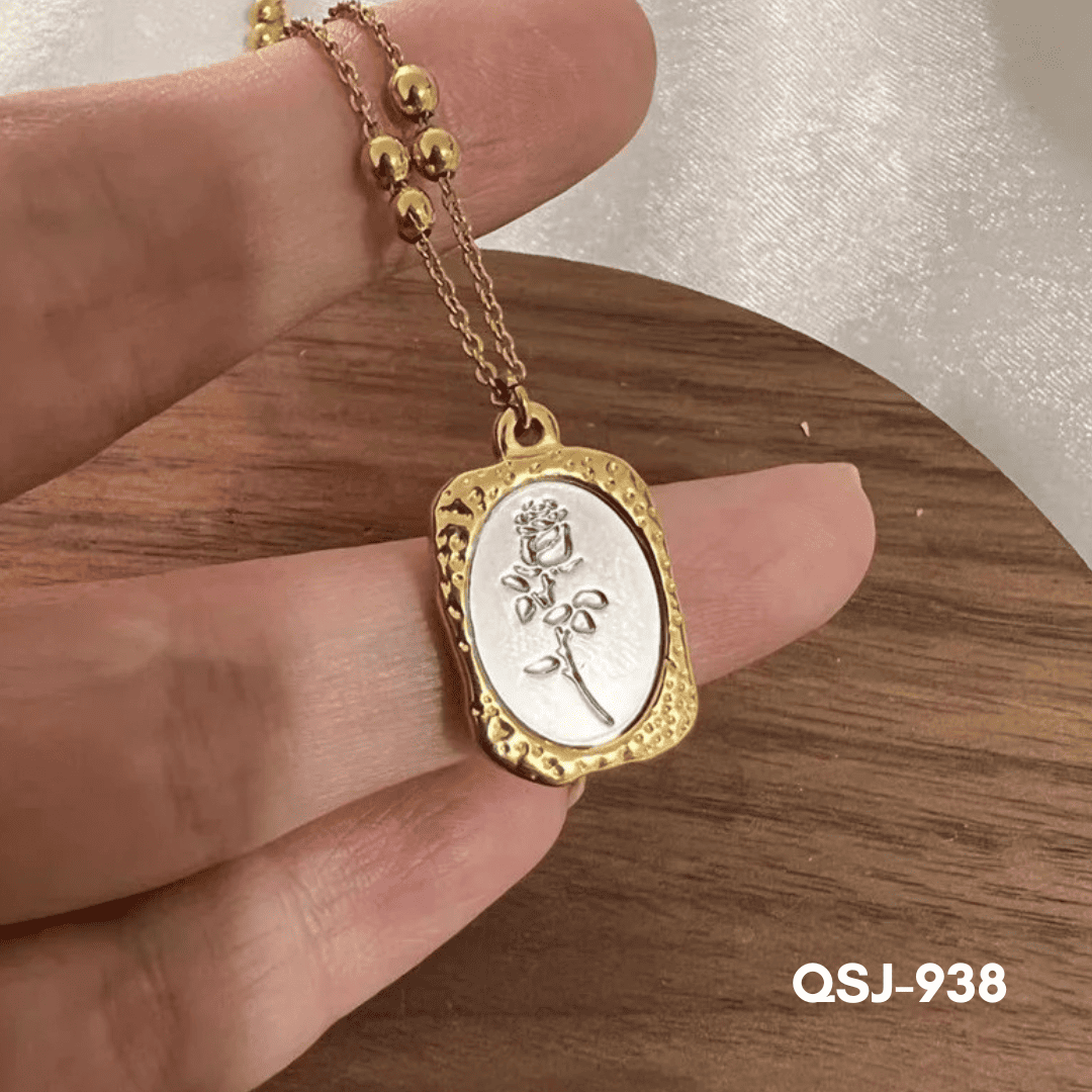 QSJ-938 - Engraved Flower - Necklace - BSM WHOLESALE