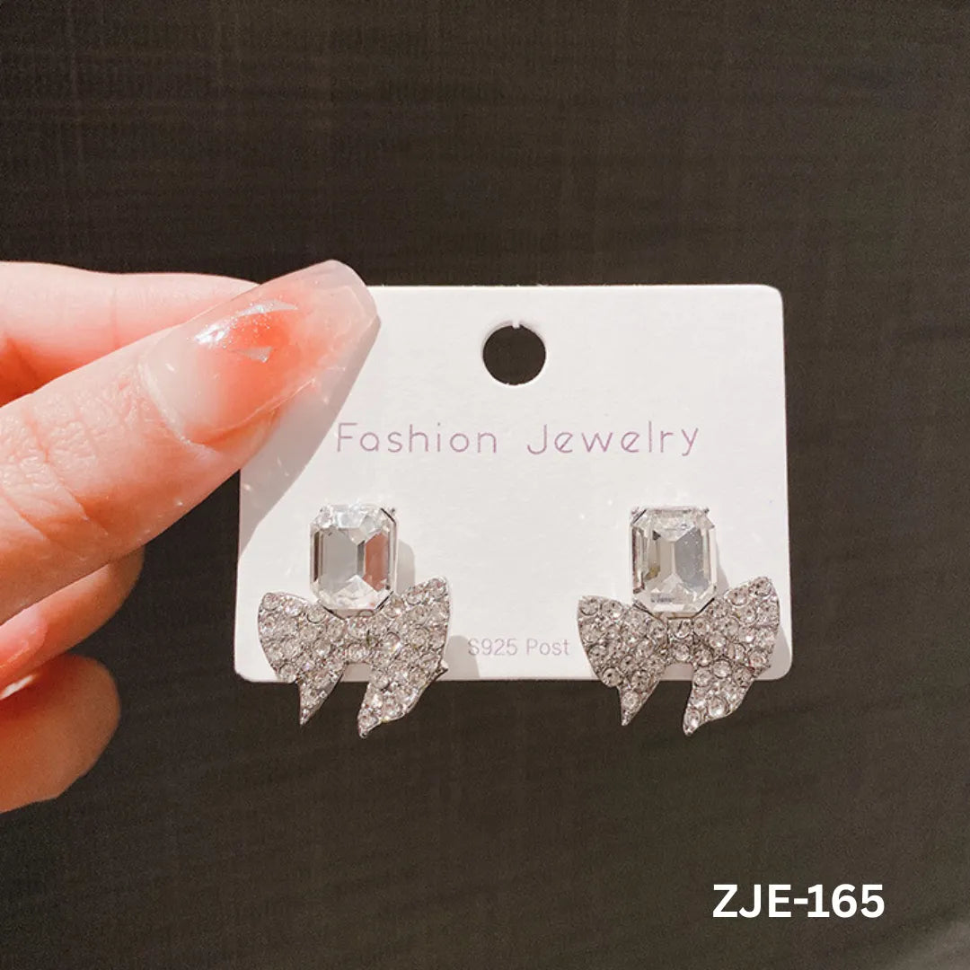 ZJE-165 - Silver Bow Shape Zircon - Earrings