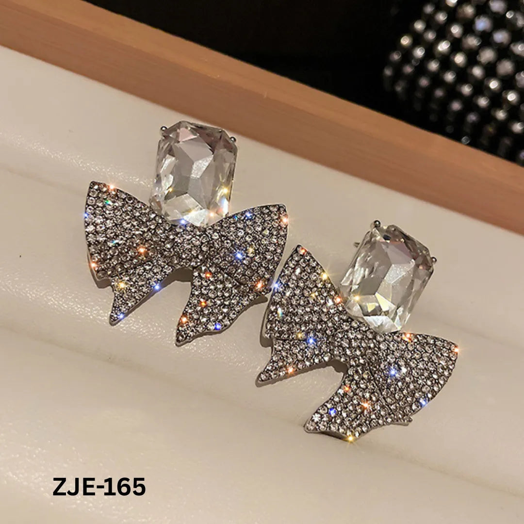 ZJE-165 - Silver Bow Shape Zircon - Earrings