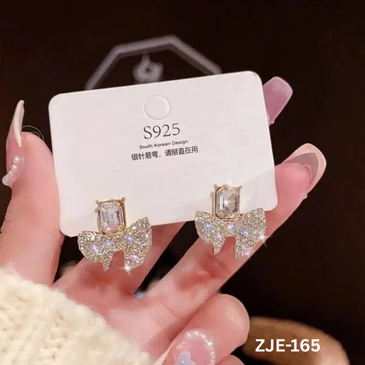 ZJE-165 - Golden Bow Shape Zircon - Earrings