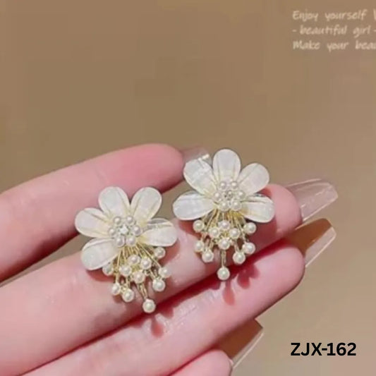 ZJX-162 - Golden Flower Pearl - Earrings