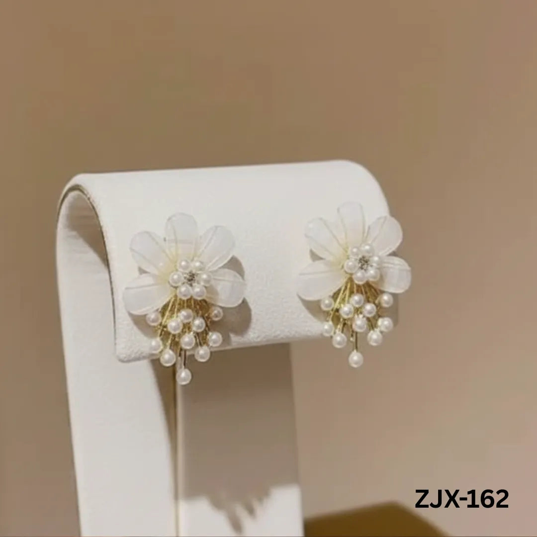 ZJX-162 - Golden Flower Pearl - Earrings
