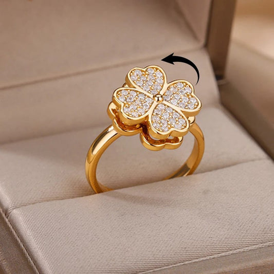 PWJ-111 - Golden Clover Rotating- Rings