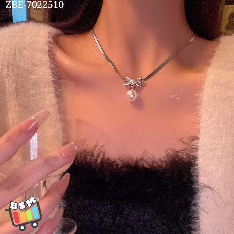 ZBE-510 - Silver Knot Shape - Necklace